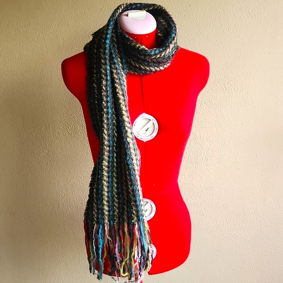 FABULOUS CRISTINA CHITI WOOL SCARF!!! - Picture 2 of 4